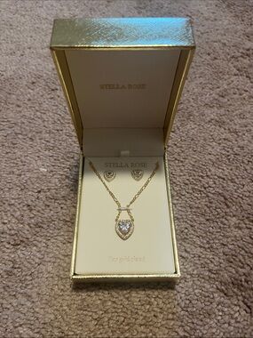 Stella Rose Gold Heart Pendant Necklace and Earrings Set